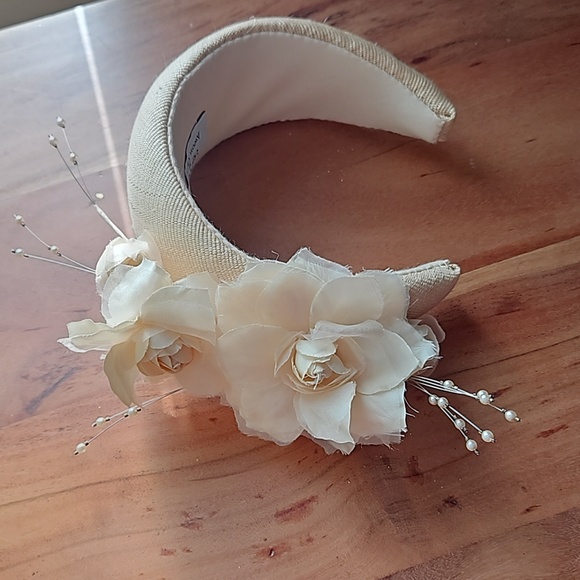 Lock & co by Awon Goulding - Picture 6 of 7